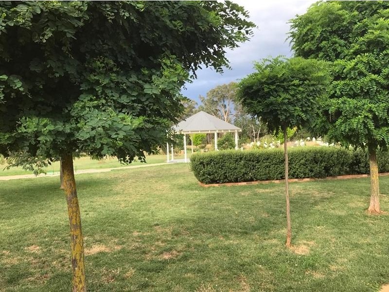 68 Weaver Ridge, Armidale NSW 2350