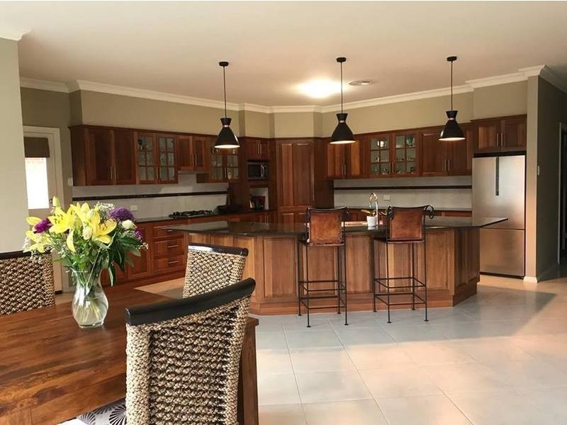 68 Weaver Ridge, Armidale NSW 2350