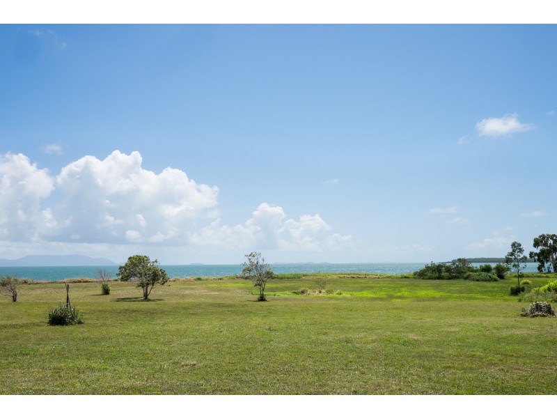 52 Power Boulevard, Midge Point QLD 4799