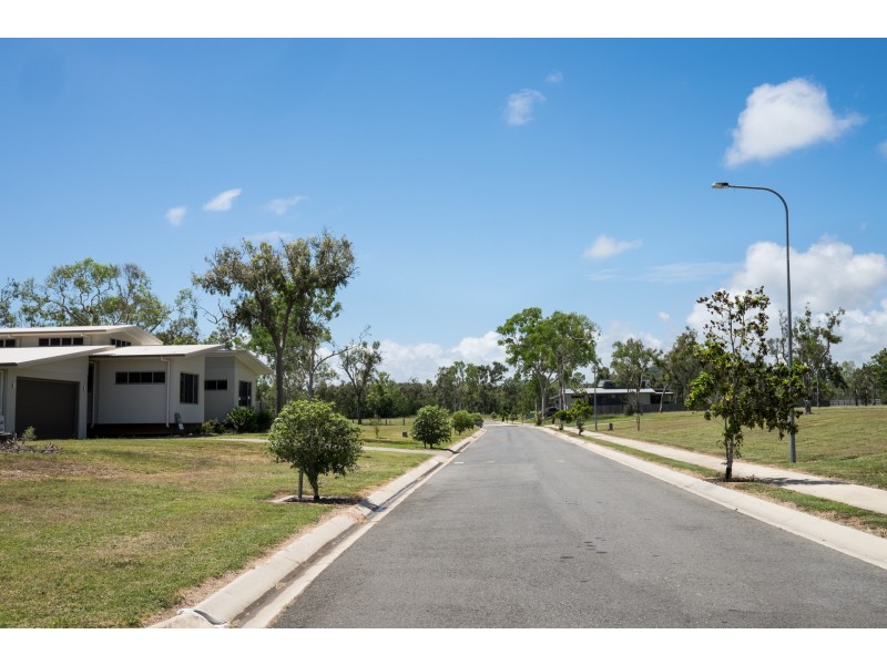 52 Power Boulevard, Midge Point QLD 4799