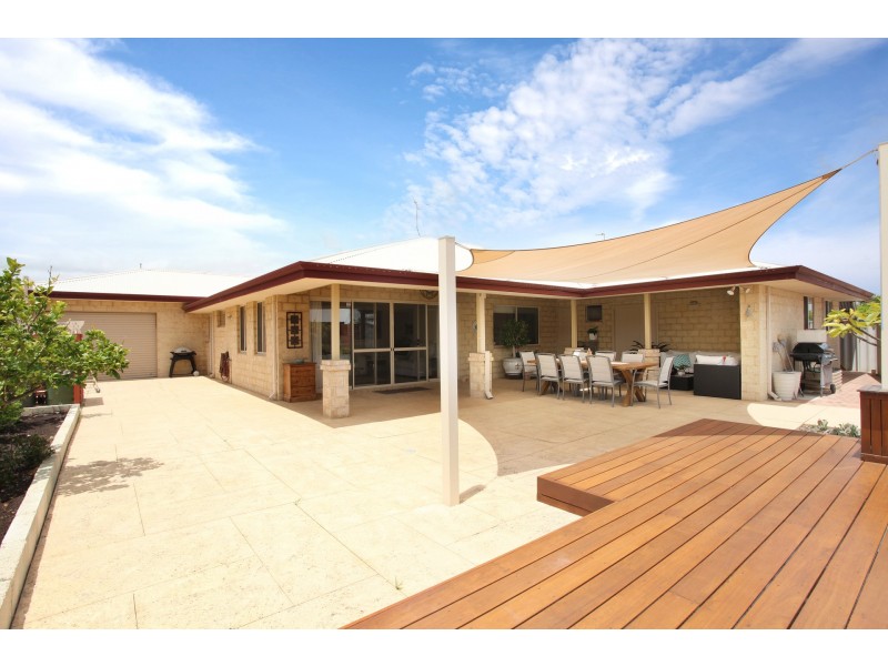 20 Peron Place, San Remo WA 6210