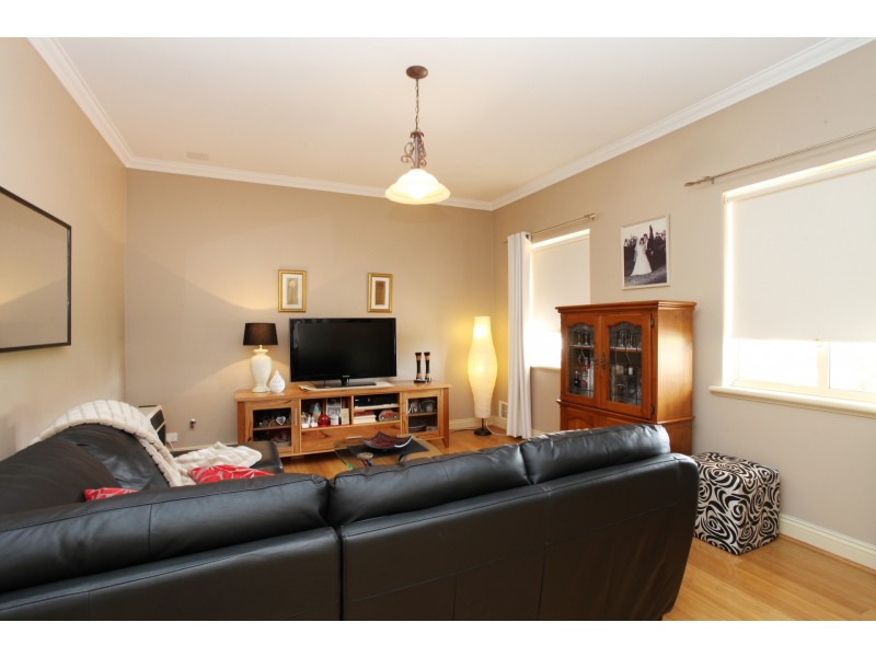 20 Peron Place, San Remo WA 6210