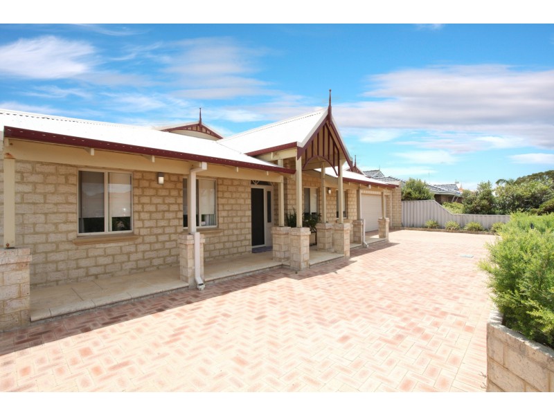 20 Peron Place, San Remo WA 6210