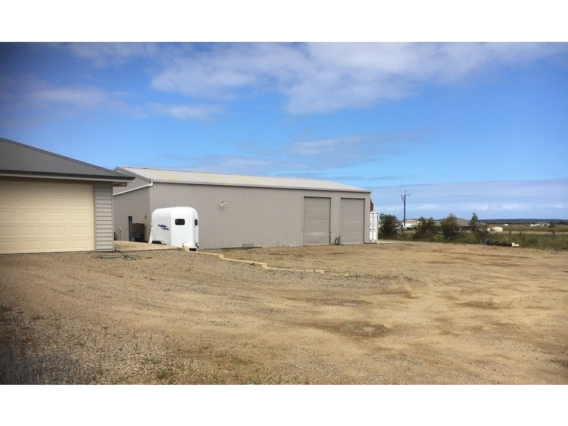 232 Acacia Drive, Hopetoun WA 6348