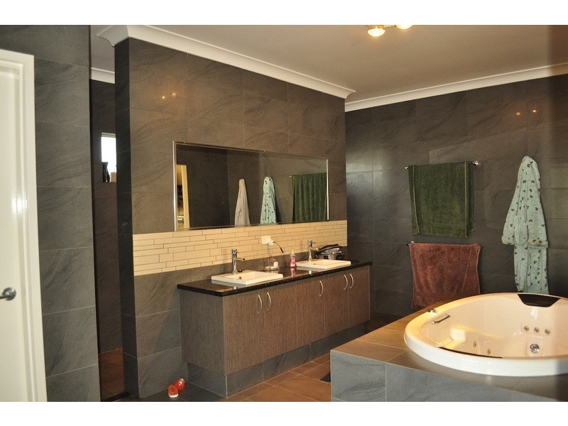 232 Acacia Drive, Hopetoun WA 6348