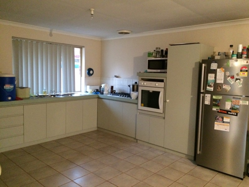 2/14 Cranford Avenue, Mount Pleasant WA 6153