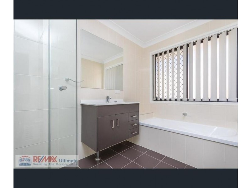 11 Bluestar Circuit, Caboolture QLD 4510