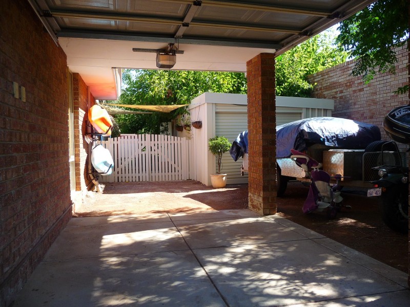 118 Strawberry Drive, Seville Grove WA 6112