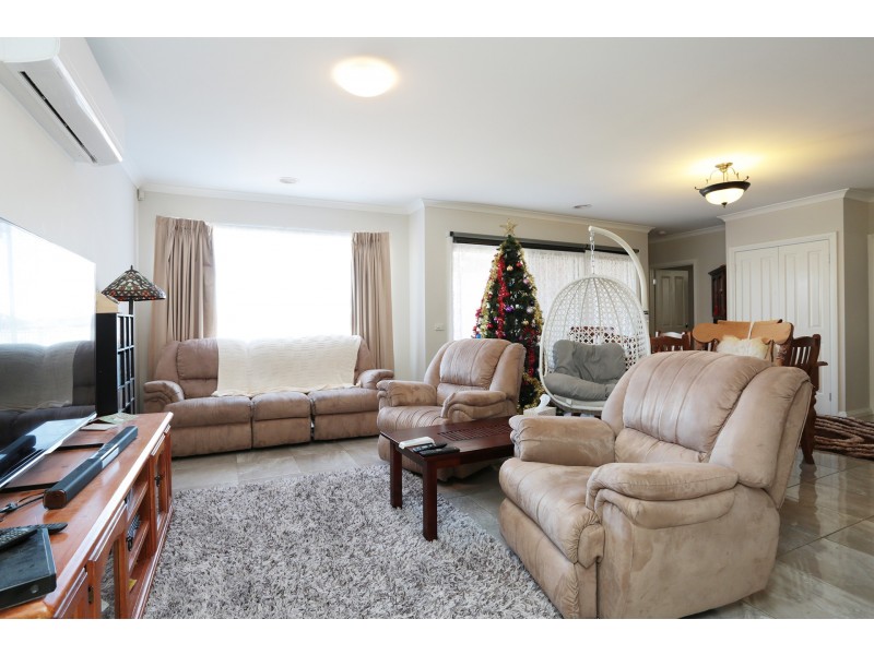 107 Ribblesdale Avenue, Wyndham Vale VIC 3024