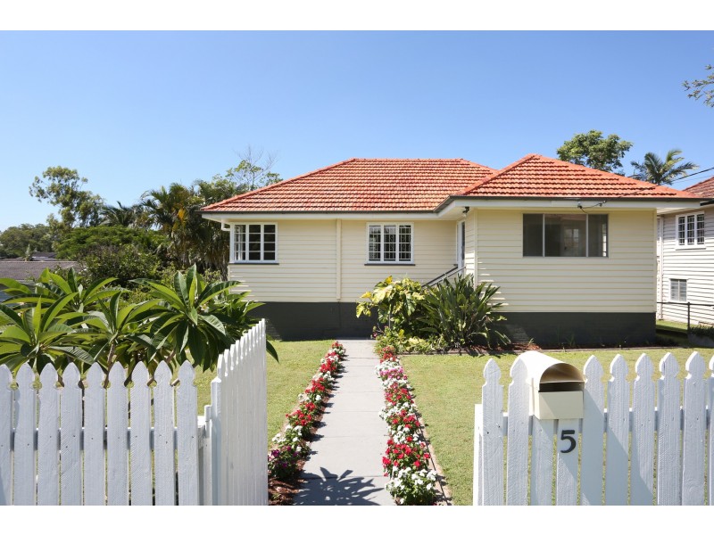 5 Lichfield Street, Carina QLD 4152