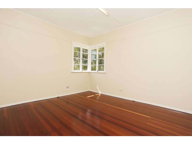 5 Lichfield Street, Carina QLD 4152