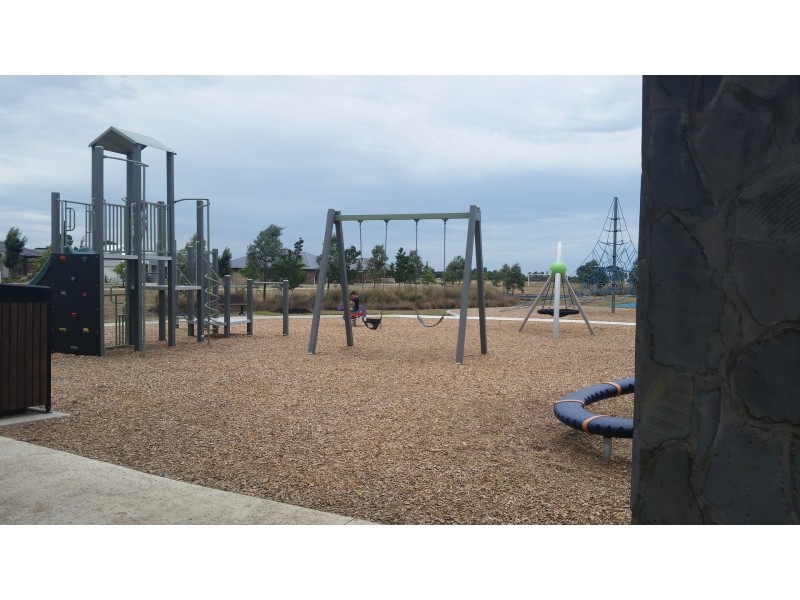 25 Casuarina Drive, Romsey VIC 3434