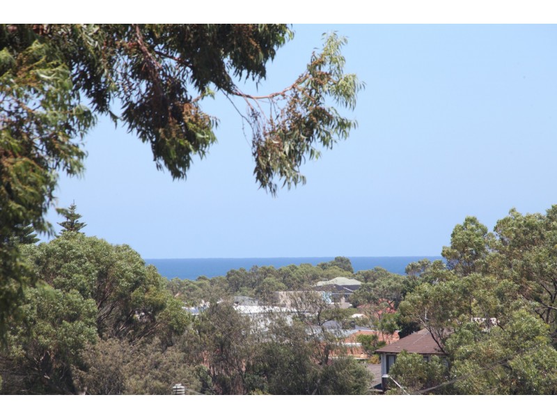 28a Oleander Way, Kallaroo WA 6025