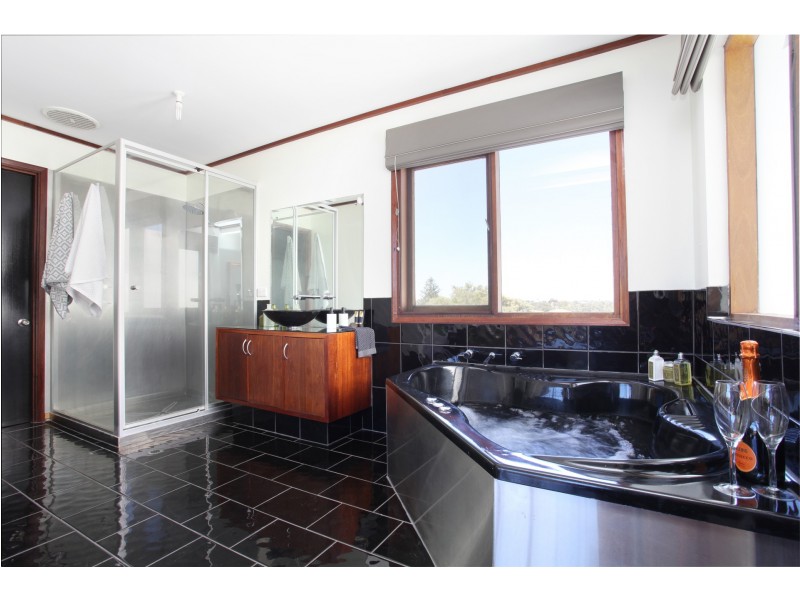 28a Oleander Way, Kallaroo WA 6025