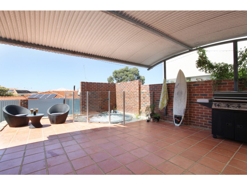 28a Oleander Way, Kallaroo WA 6025