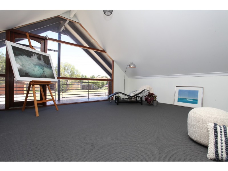 28a Oleander Way, Kallaroo WA 6025