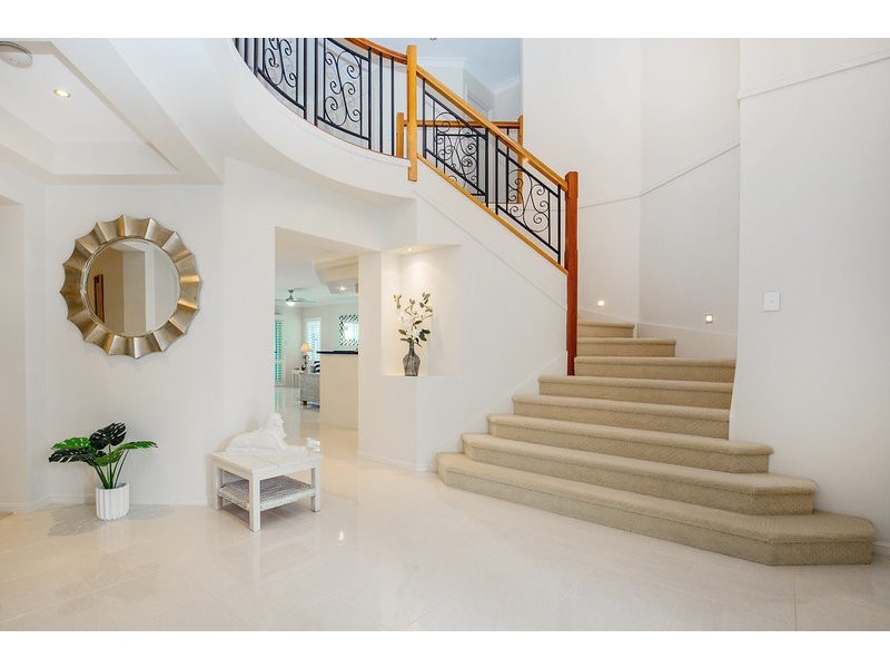 47 Knightsbridge Parade East, Sovereign Islands QLD 4216