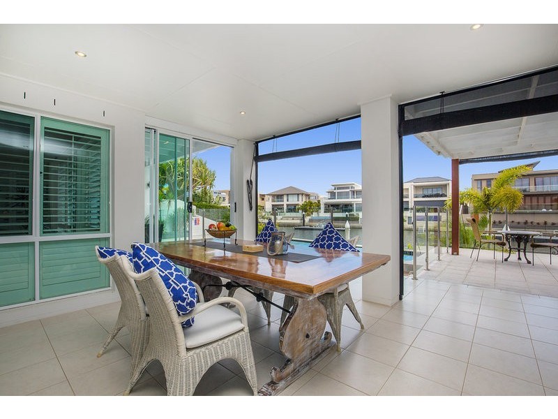 47 Knightsbridge Parade East, Sovereign Islands QLD 4216