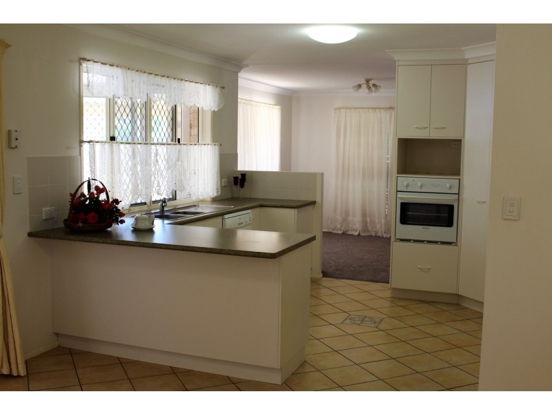 5 Chancellor Drive, Avenell Heights QLD 4670