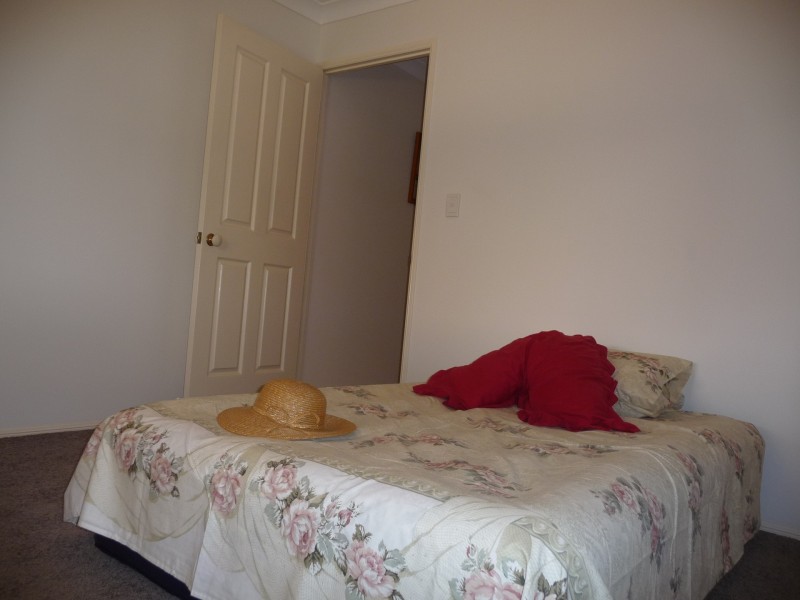 5 Chancellor Drive, Avenell Heights QLD 4670