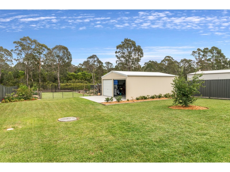 9 Somerset Avenue, South Nowra NSW 2541