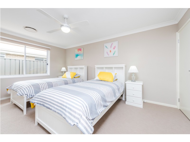9 Somerset Avenue, South Nowra NSW 2541