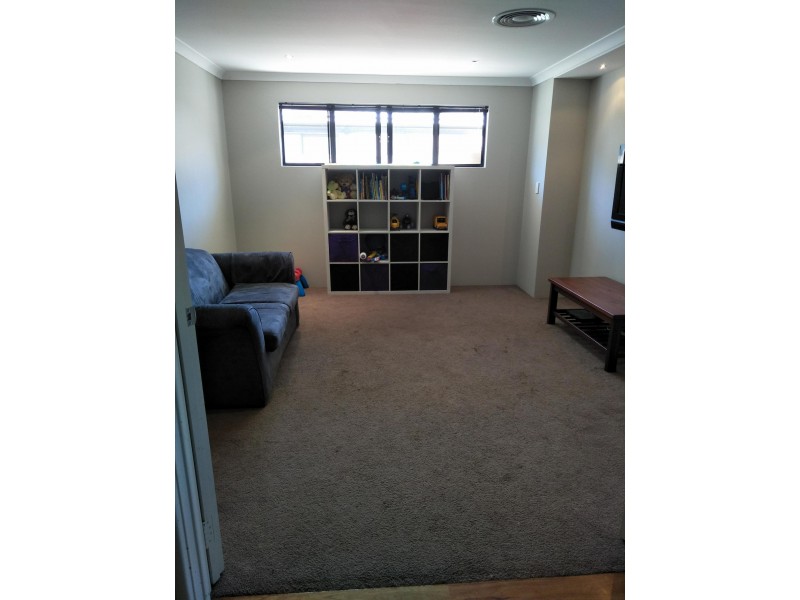 11 Tanzanite Road, Australind WA 6233