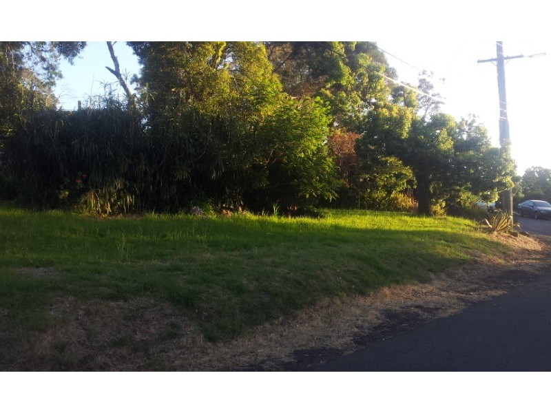 2 Salisbury Street, Upper Ferntree Gully VIC 3156