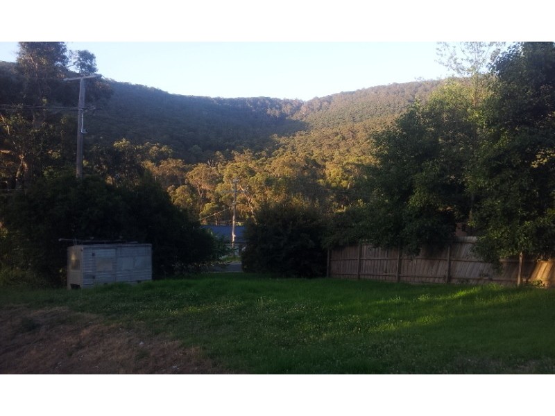 2 Salisbury Street, Upper Ferntree Gully VIC 3156