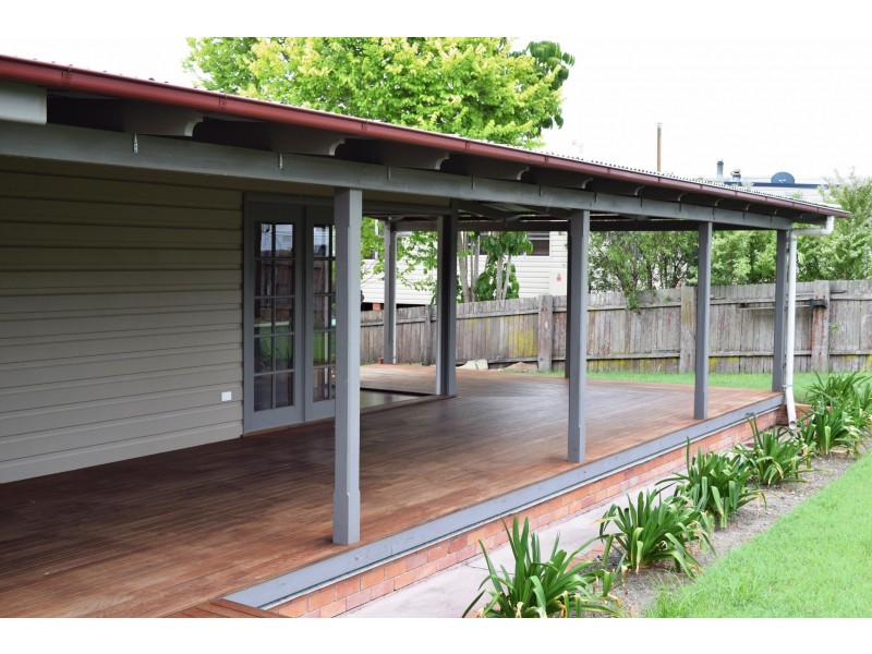 27 Lambert Street, Wingham NSW 2429