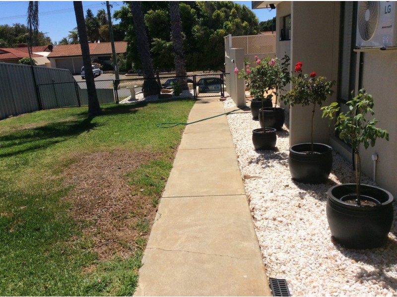 34 Maidstone Street, Mount Tarcoola WA 6530