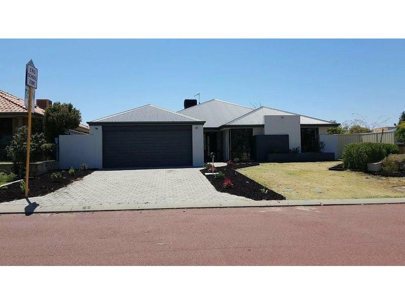 2 Cohen Vista, Lakelands WA 6180