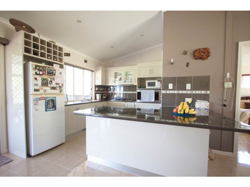 13 Bronzewing Court, Moolboolaman QLD 4671