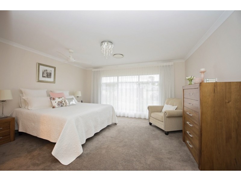 21 Billabong Street, Yalyalup WA 6280
