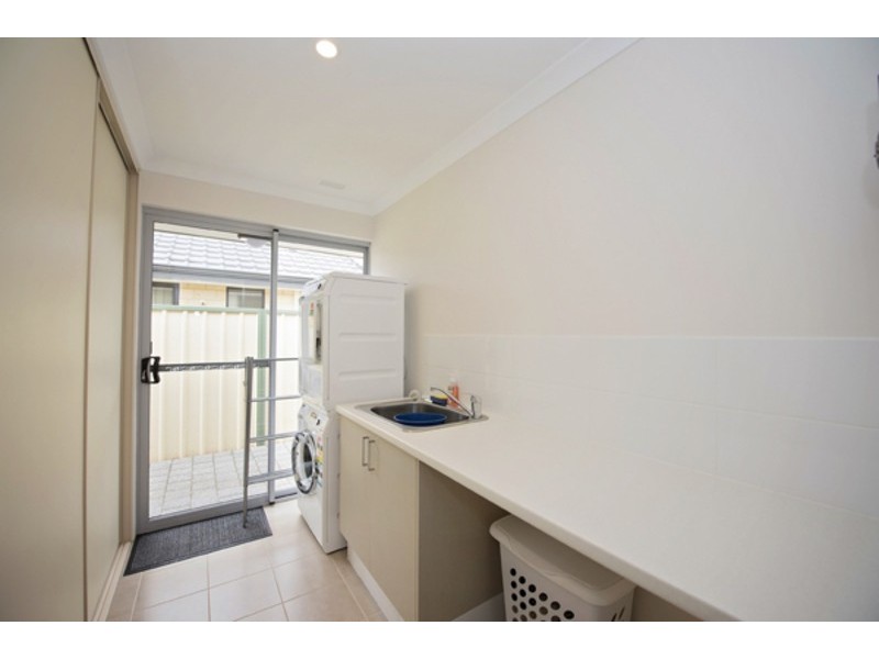 21 Billabong Street, Yalyalup WA 6280