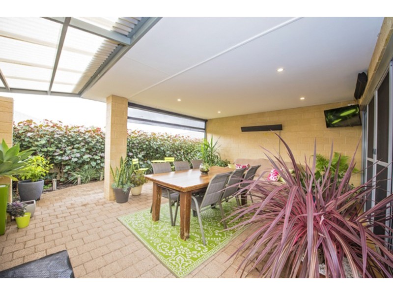 21 Billabong Street, Yalyalup WA 6280