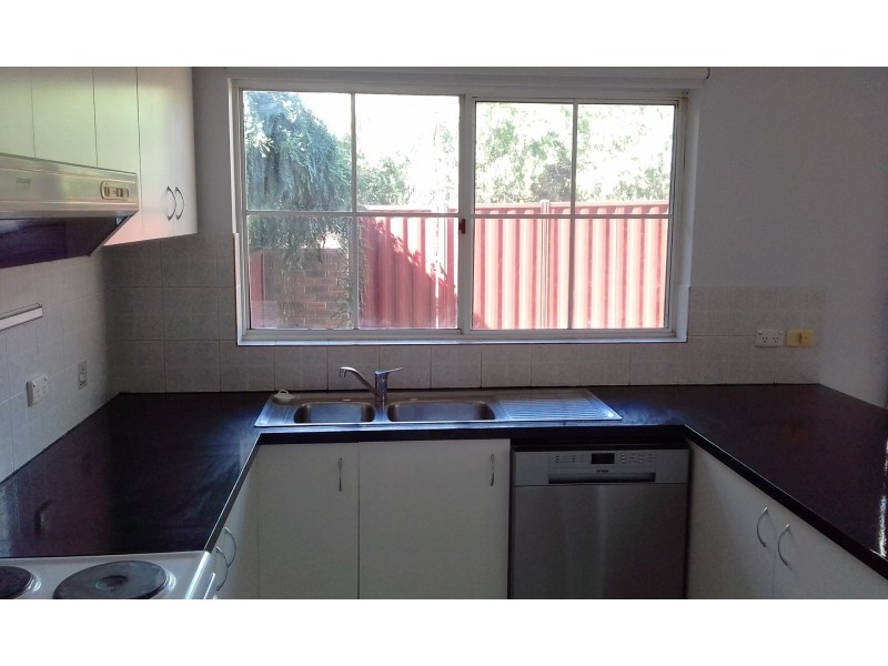 6/9 Torpy Place, Jerrabomberra NSW 2619