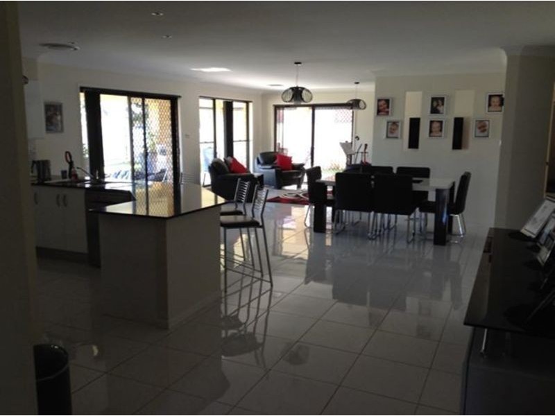 12 Garden Way, Tanilba Bay NSW 2319