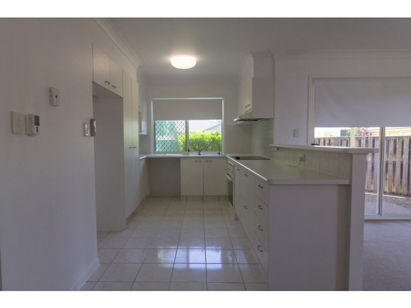 2/37 Thornleigh Crescent, Varsity Lakes QLD 4227