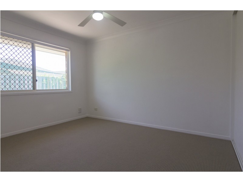 2/37 Thornleigh Crescent, Varsity Lakes QLD 4227