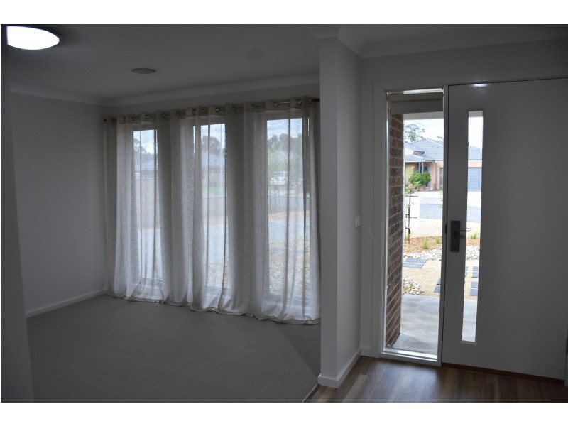 23 Nugget Fuller Drive, Tocumwal NSW 2714