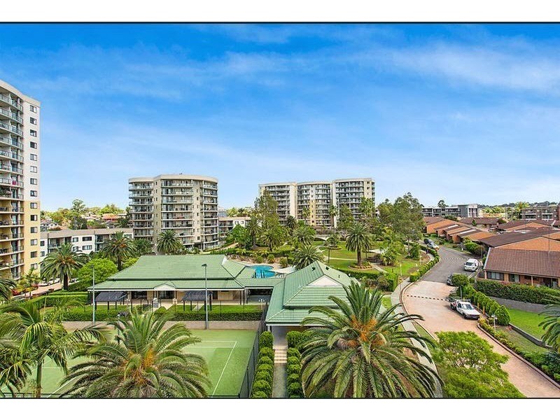 Unit 601/91A Bridge Road, Westmead NSW 2145