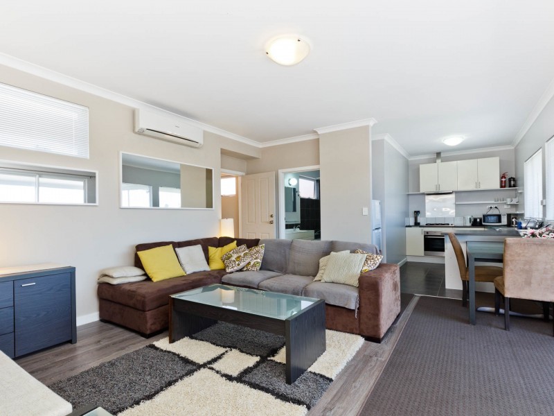 3 Stirling Street, Fremantle WA 6160