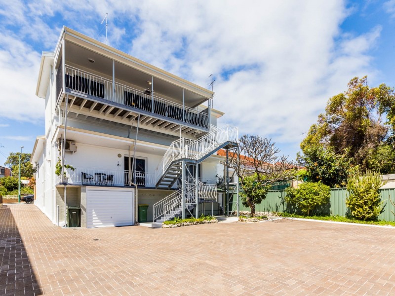 3 Stirling Street, Fremantle WA 6160