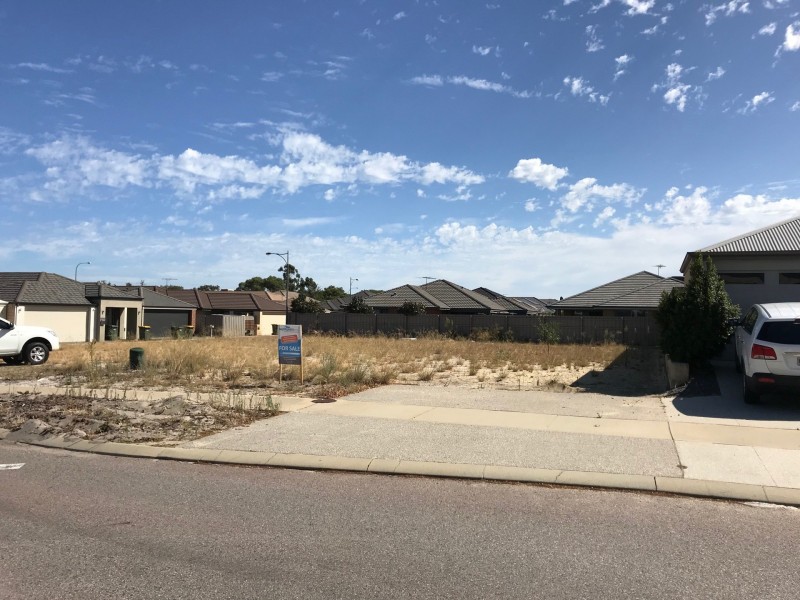 7 Gemstone Parade, Wellard WA 6170