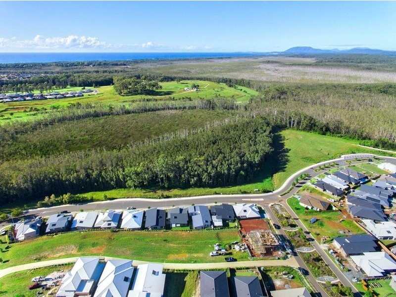 84 Crestwood Drive, Port Macquarie NSW 2444
