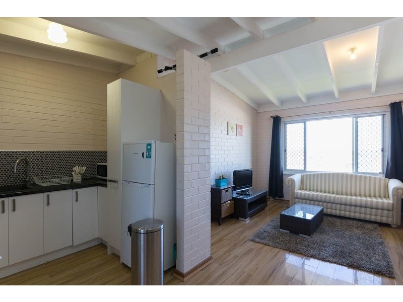 42/75 Phoenix Road, Spearwood WA 6163