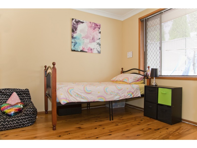 36 Scenic Crescent, Albion Park NSW 2527