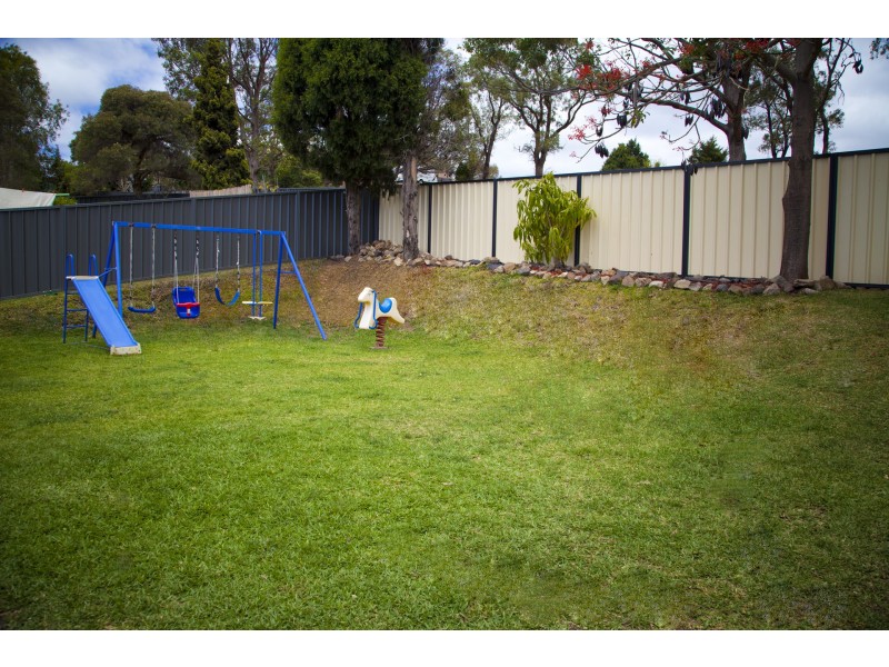 36 Scenic Crescent, Albion Park NSW 2527