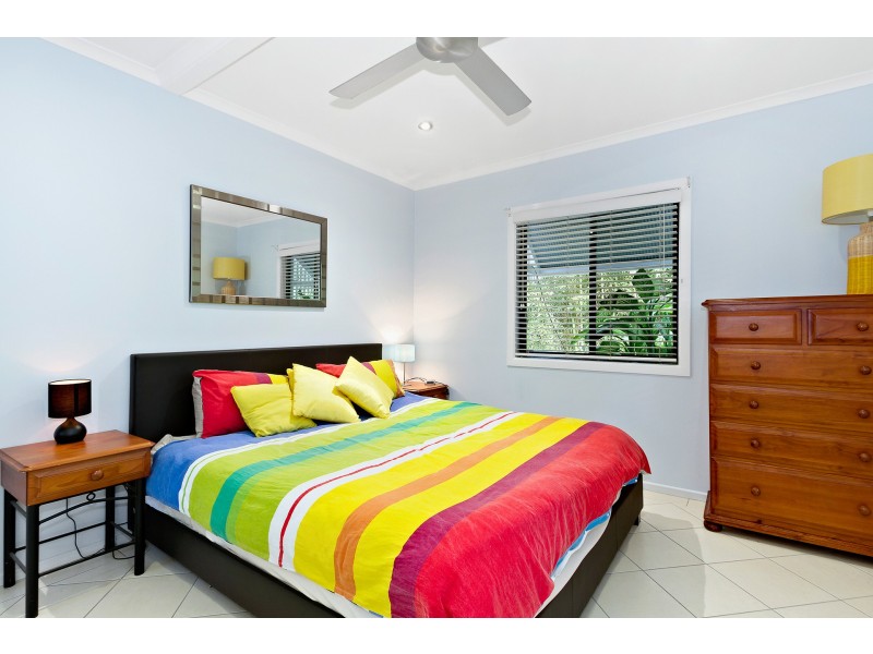 8 Gilpin Street, Shorncliffe QLD 4017